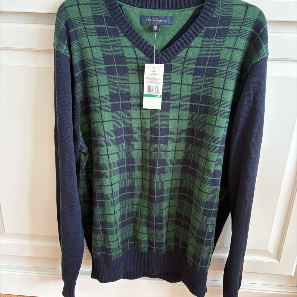 Tommy Hilfiger Green and Black Sweater